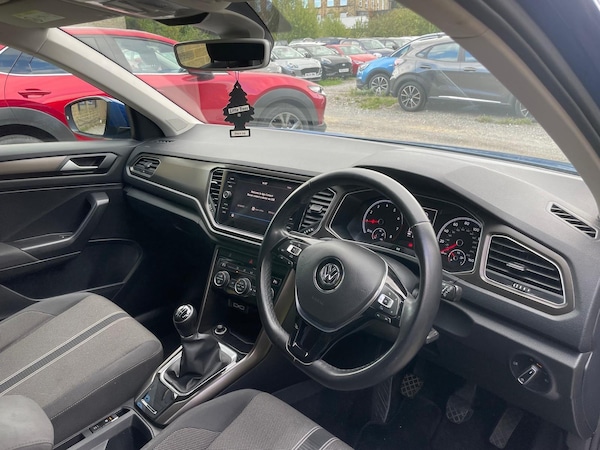 Used Volkswagen T-Roc 2018 for sale - 76109132: Photo 30