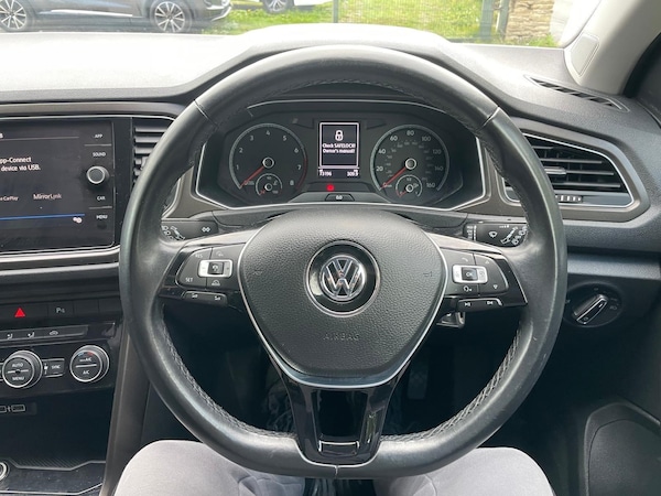 Used Volkswagen T-Roc 2018 for sale - 76109132: Photo 33