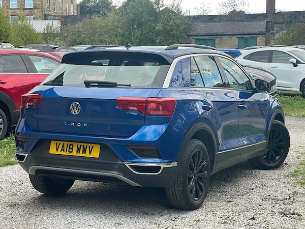 Used Volkswagen T-Roc 2018 for sale - 76109132: Photo 3