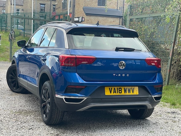Used Volkswagen T-Roc 2018 for sale - 76109132: Photo 4