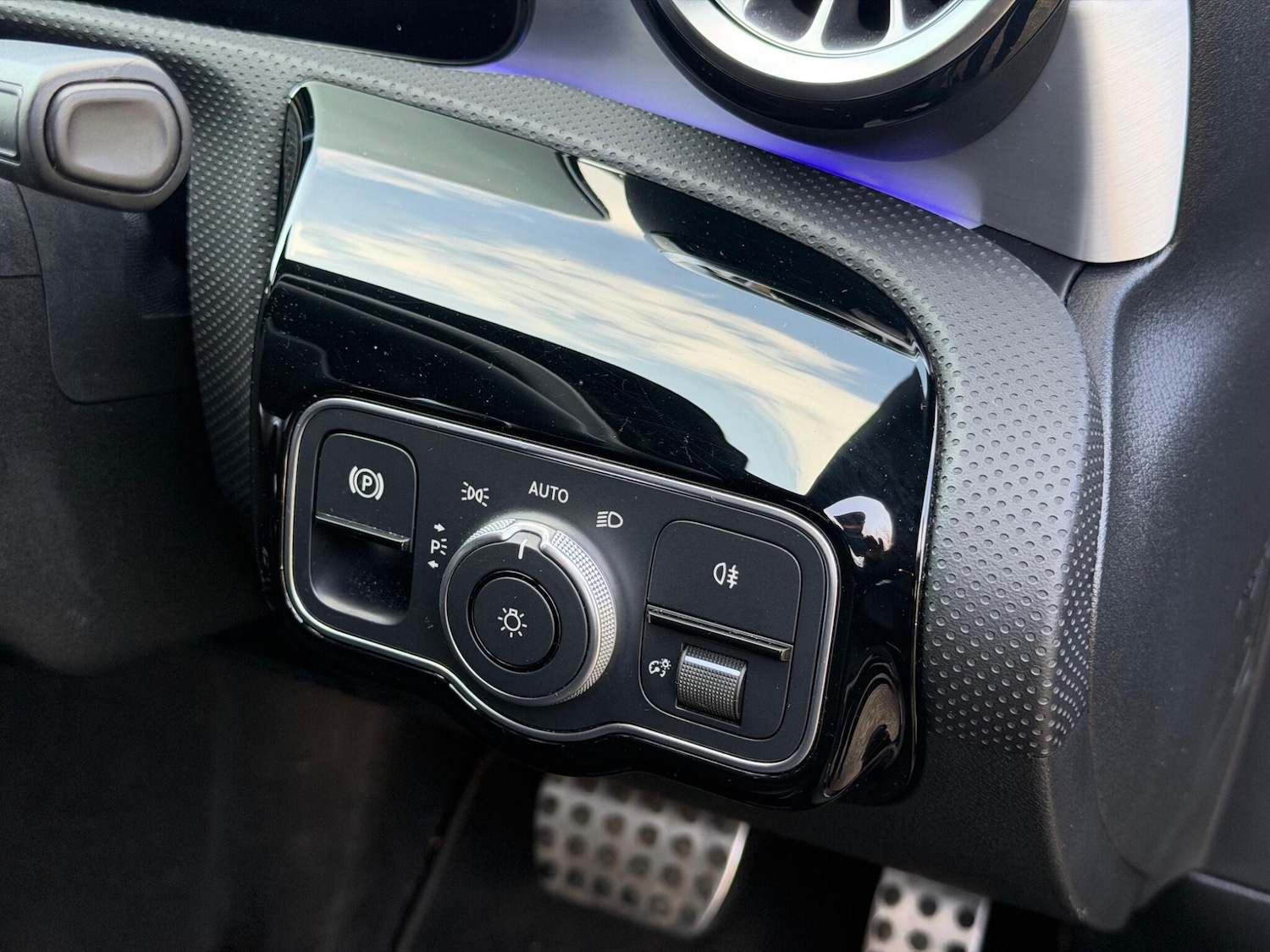 Used Mercedes-Benz CLA for sale - 77956963: Photo 36