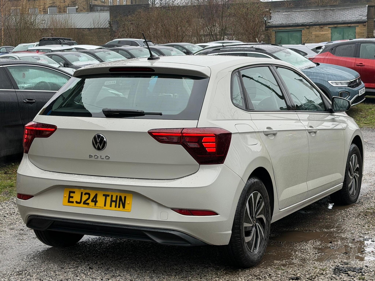 Used Volkswagen Polo 2024 for sale - 77441295: Photo 12