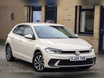 Used Volkswagen Polo 2024 for sale - 77441295: Photo