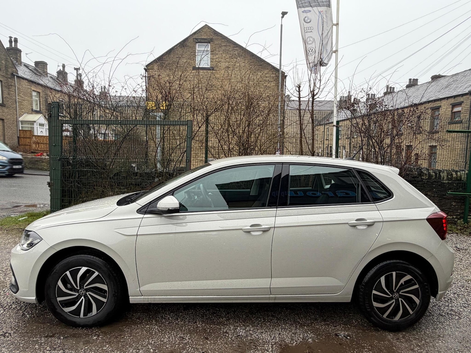 Used Volkswagen Polo 2024 for sale - 77441295: Photo 4