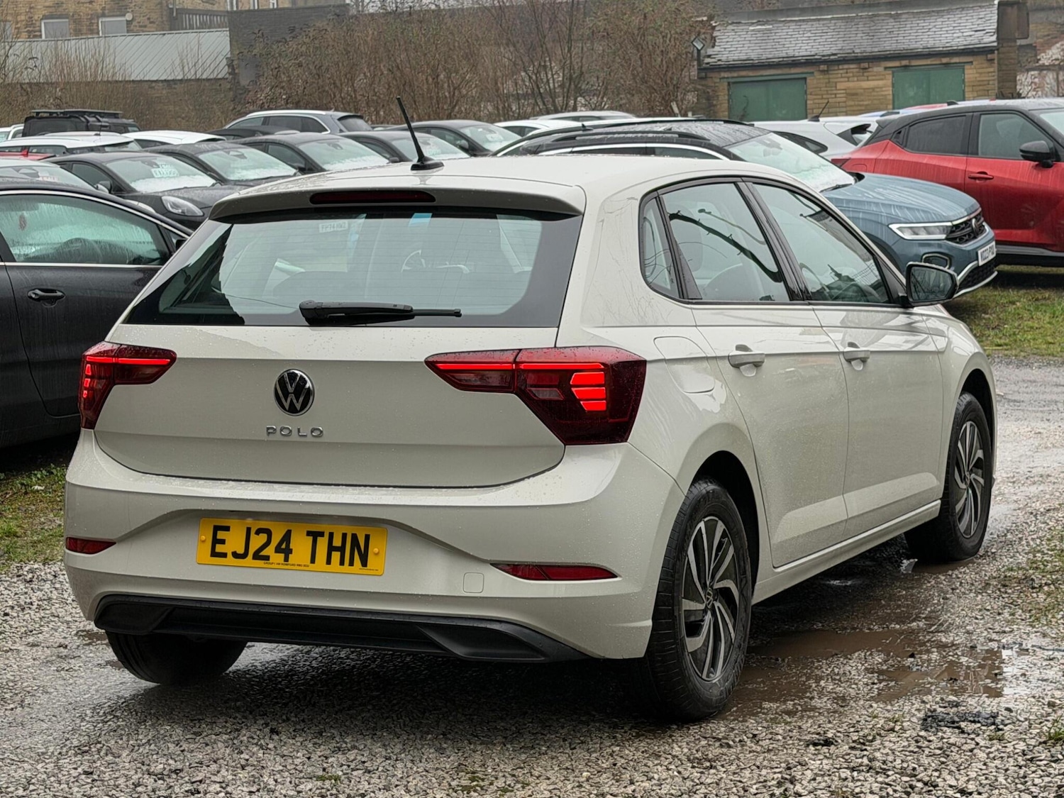 Used Volkswagen Polo 2024 for sale - 77441295: Photo 7