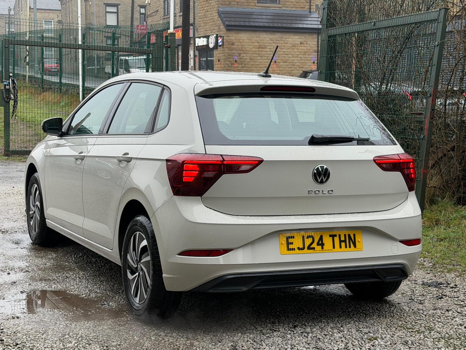 Used Volkswagen Polo 2024 for sale - 77441295: Photo 8