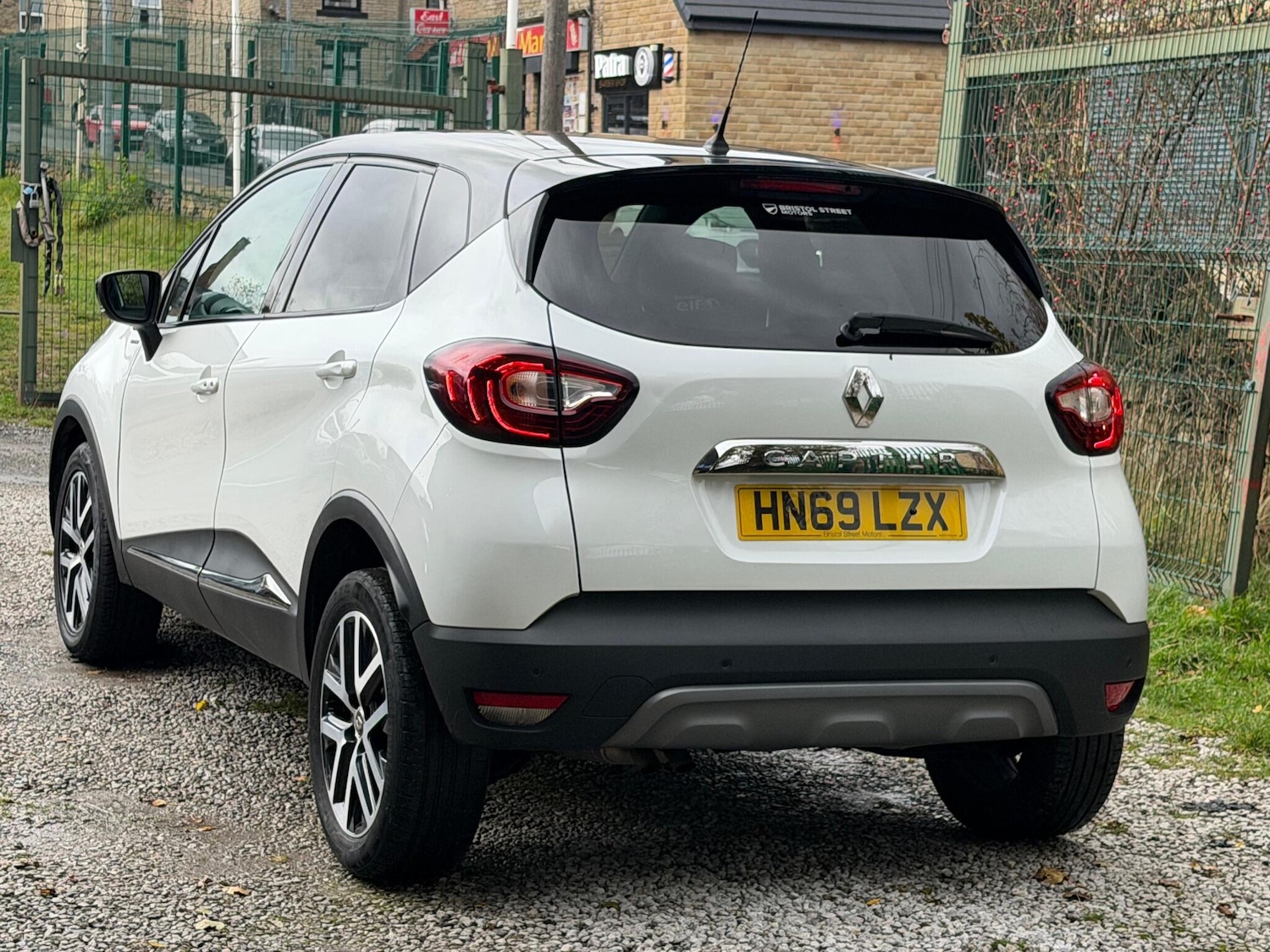 Used Renault Captur 2019 for sale - 76992448: Photo 10
