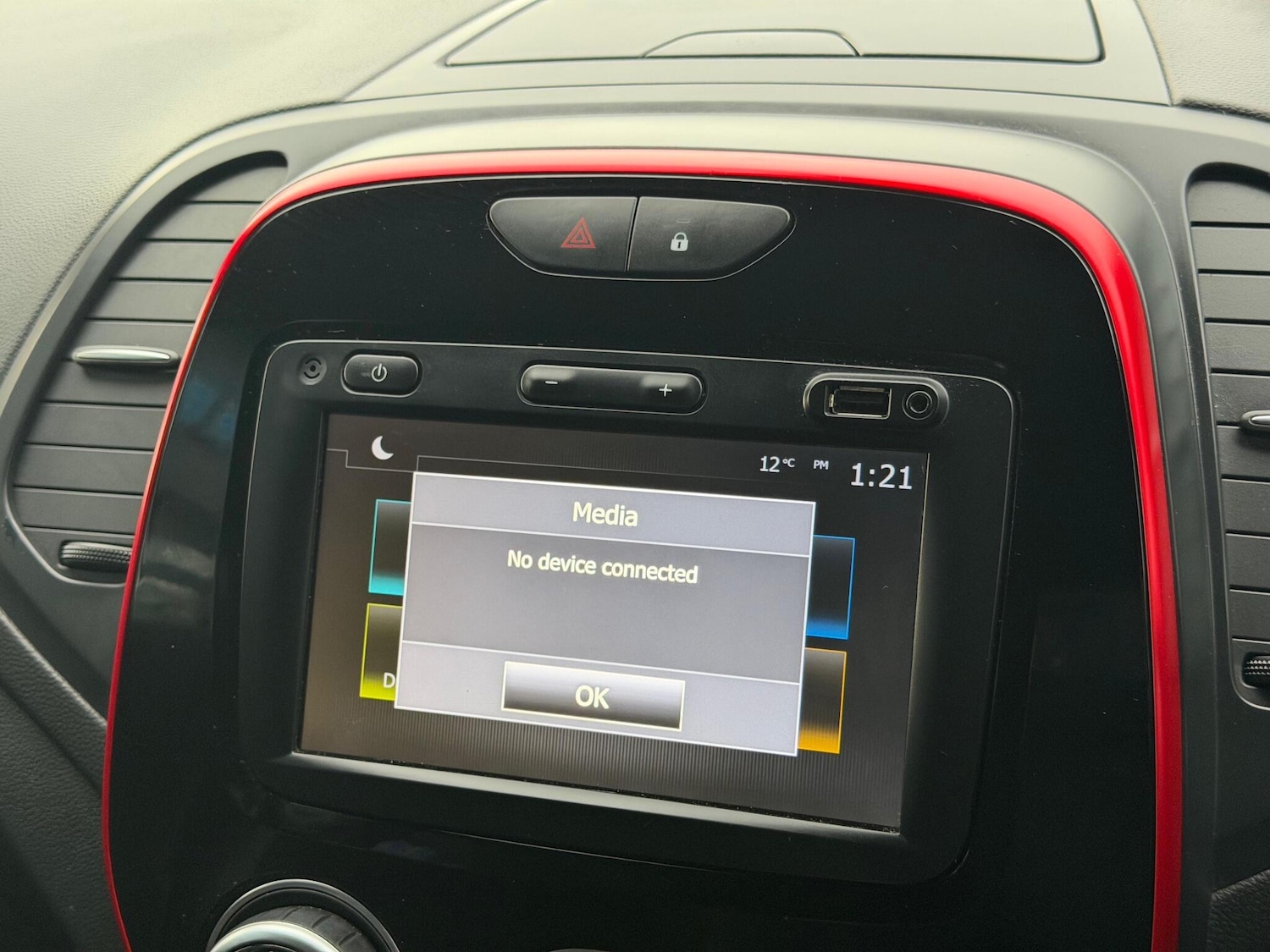 Used Renault Captur 2019 for sale - 76992448: Photo 33