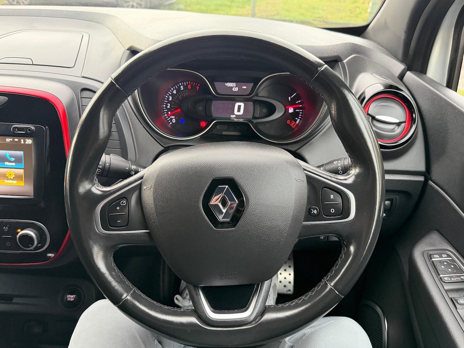 Used Renault Captur 2019 for sale - 76992448: Photo 37