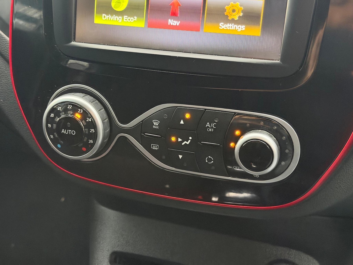 Used Renault Captur 2019 for sale - 76992448: Photo 40