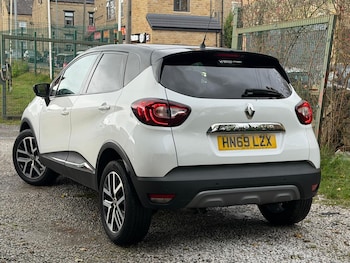 Used Renault Captur 2019 for sale - 76992448: Photo