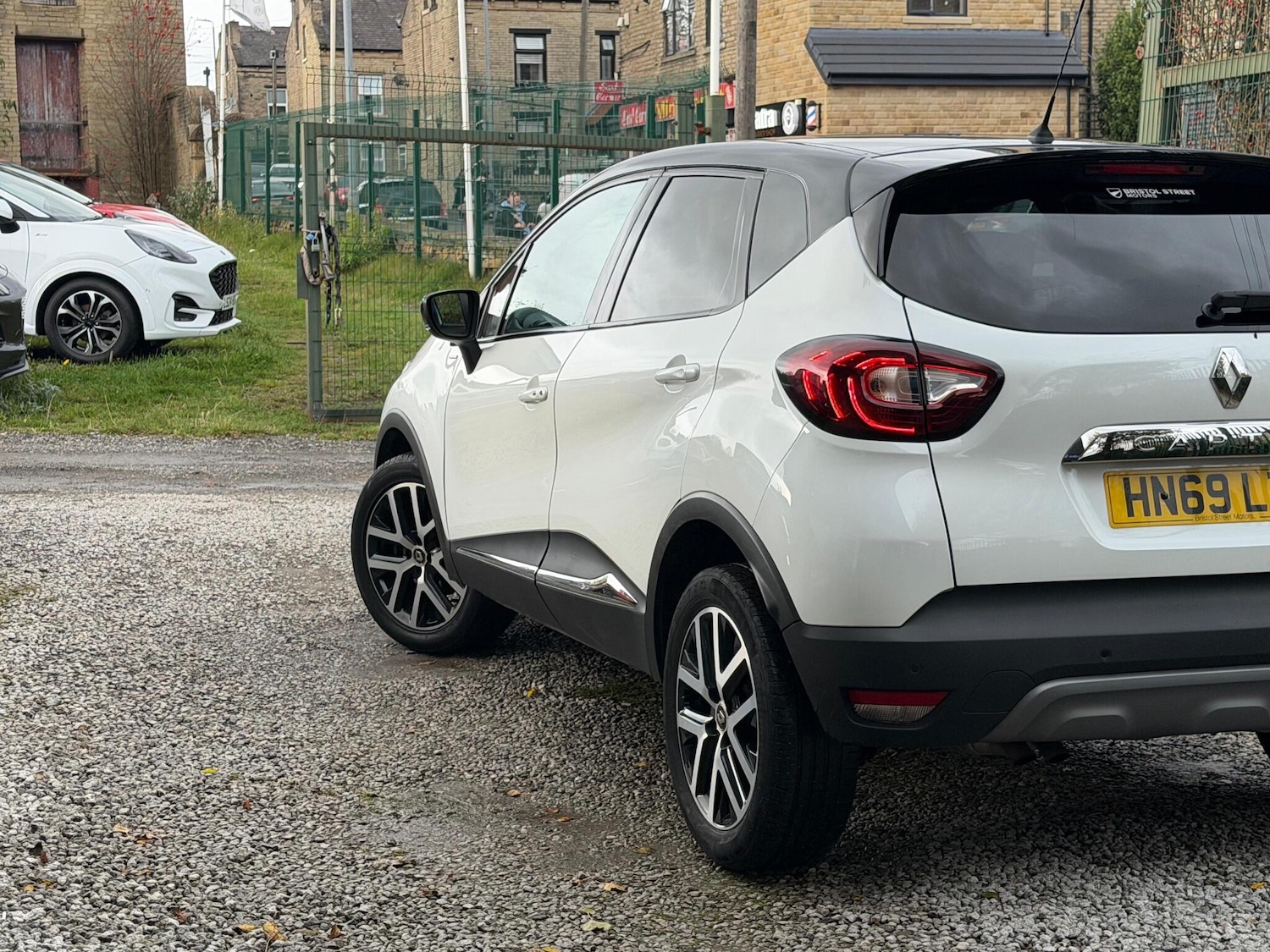 Used Renault Captur 2019 for sale - 76992448: Photo 8