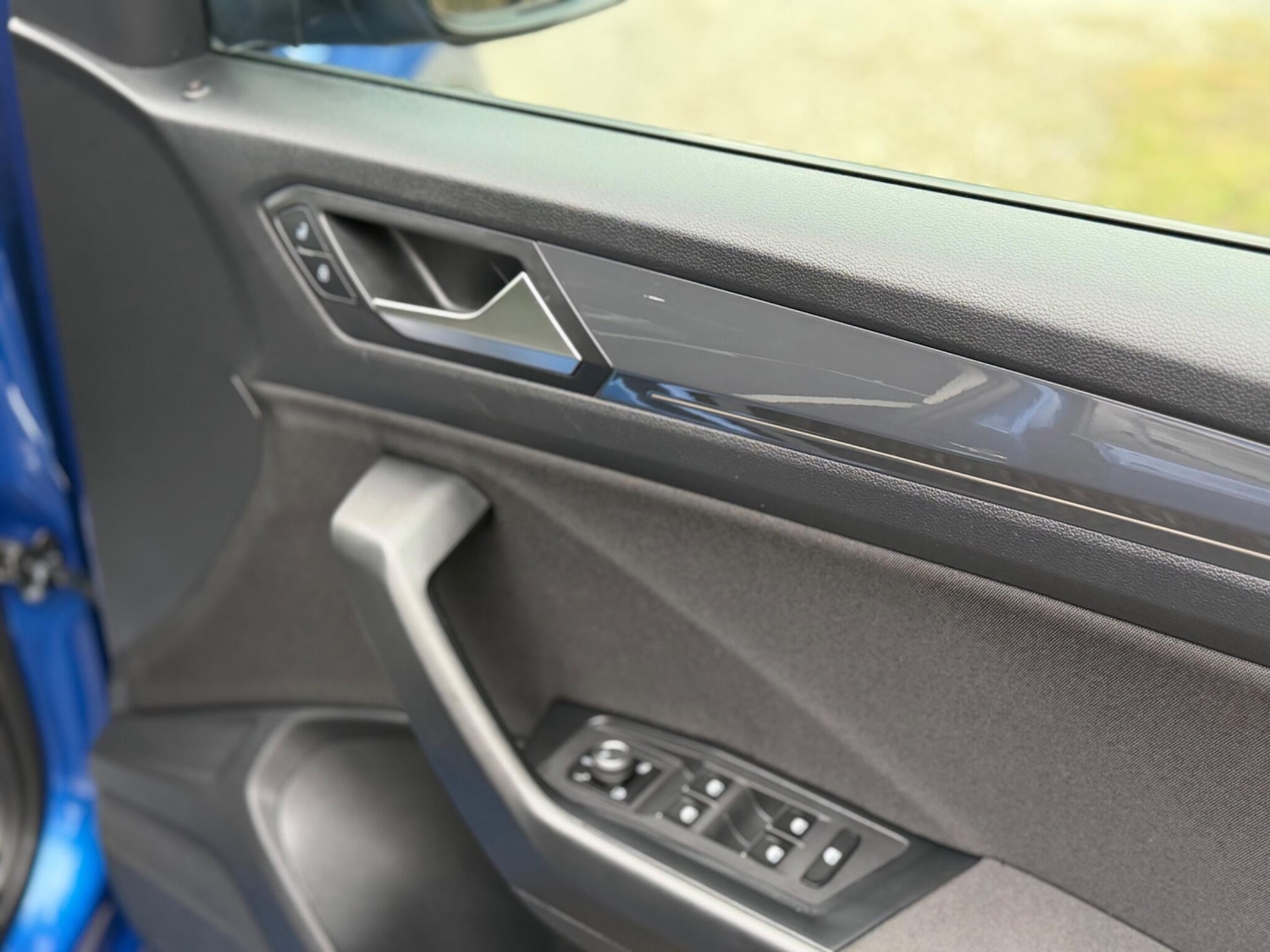 Used Volkswagen T-Roc 2020 for sale - 77524351: Photo 32