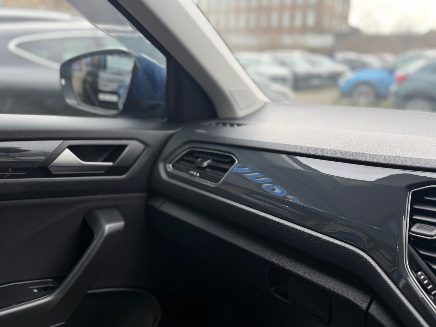 Used Volkswagen T-Roc 2020 for sale - 77524351: Photo 46