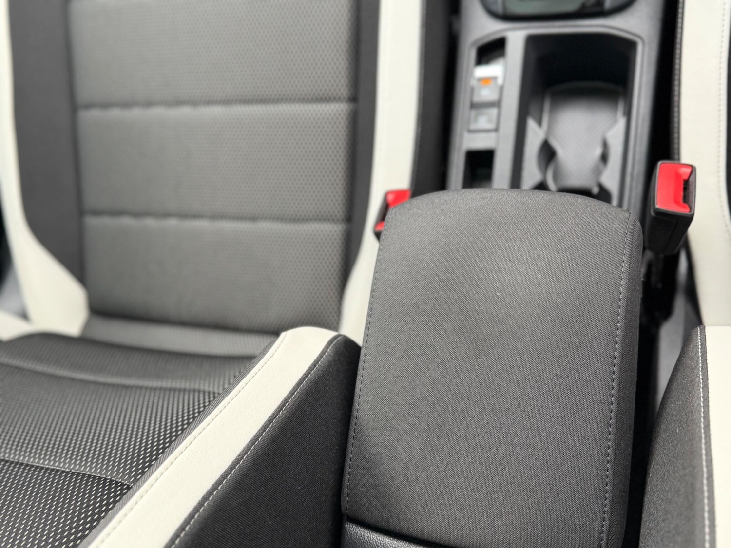 Used Volkswagen T-Roc 2020 for sale - 77524351: Photo 49