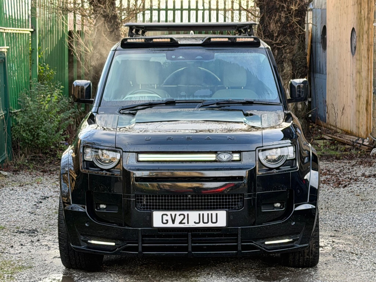 Used Land Rover Defender 2021 for sale - 77400783: Photo 2