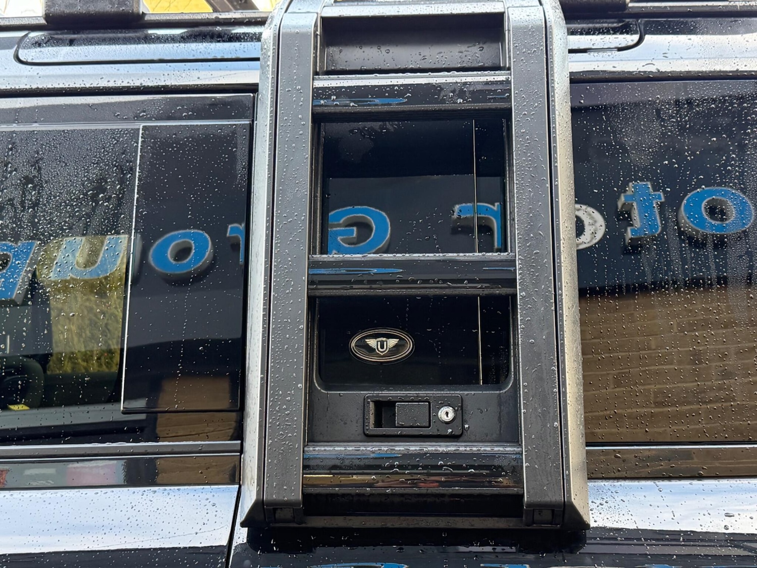 Used Land Rover Defender 2021 for sale - 77400783: Photo 30