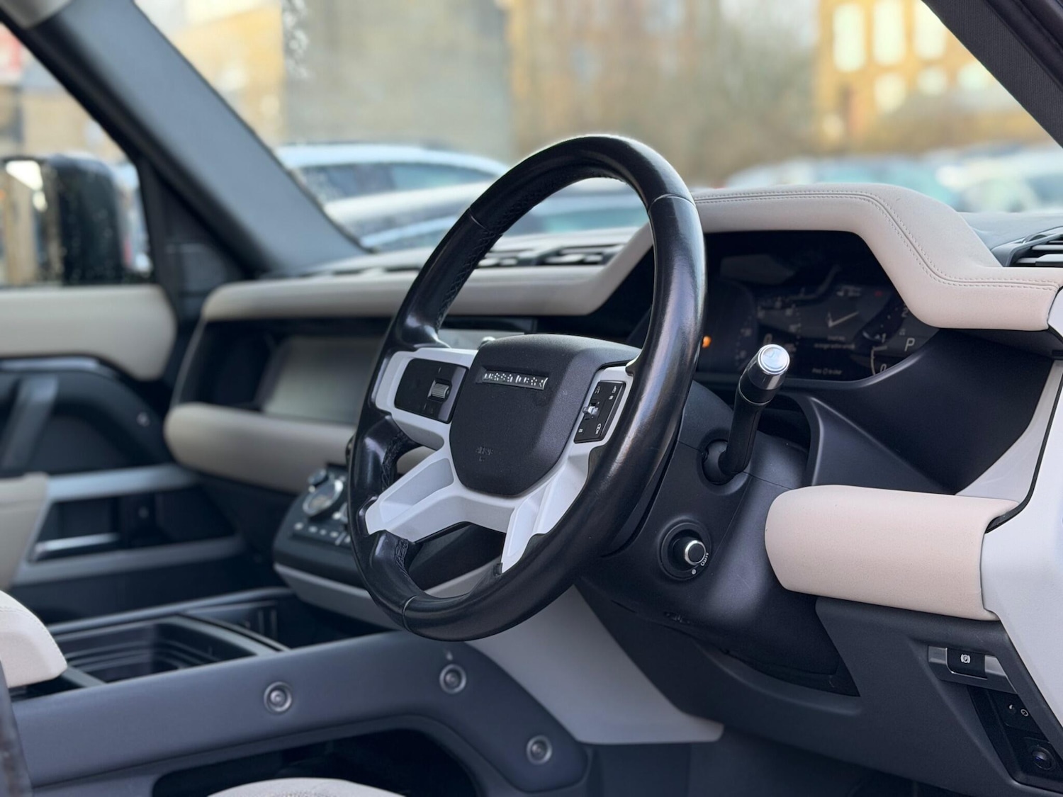 Used Land Rover Defender 2021 for sale - 77400783: Photo 34