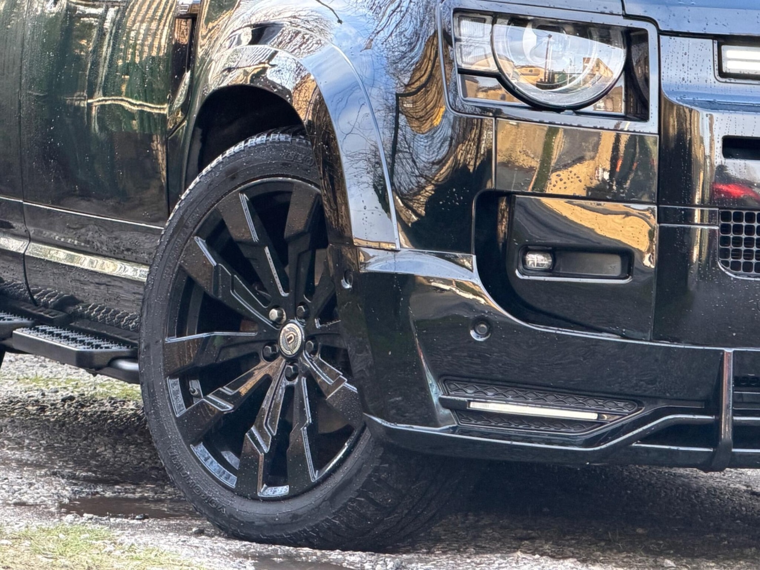 Used Land Rover Defender 2021 for sale - 77400783: Photo 4