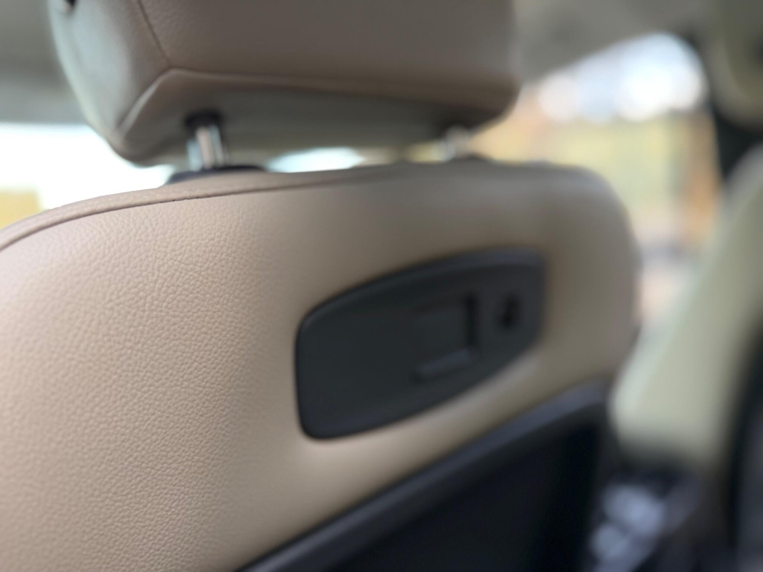 Used Land Rover Defender 2021 for sale - 77400783: Photo 44