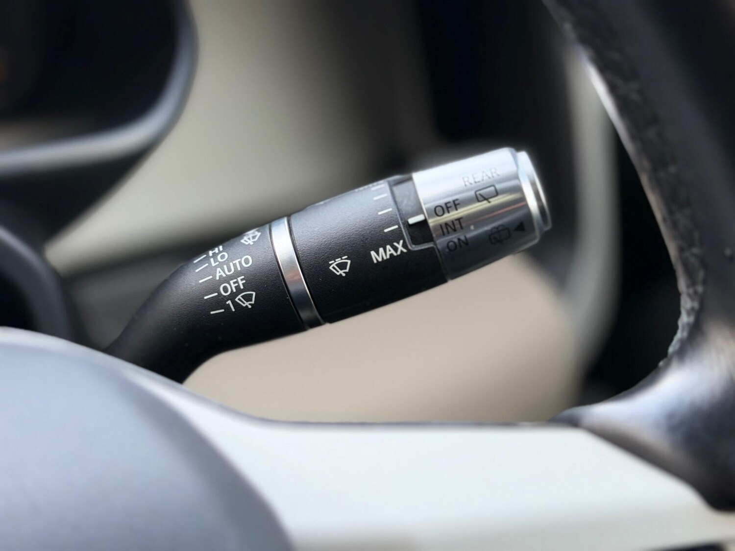 Used Land Rover Defender 2021 for sale - 77400783: Photo 59