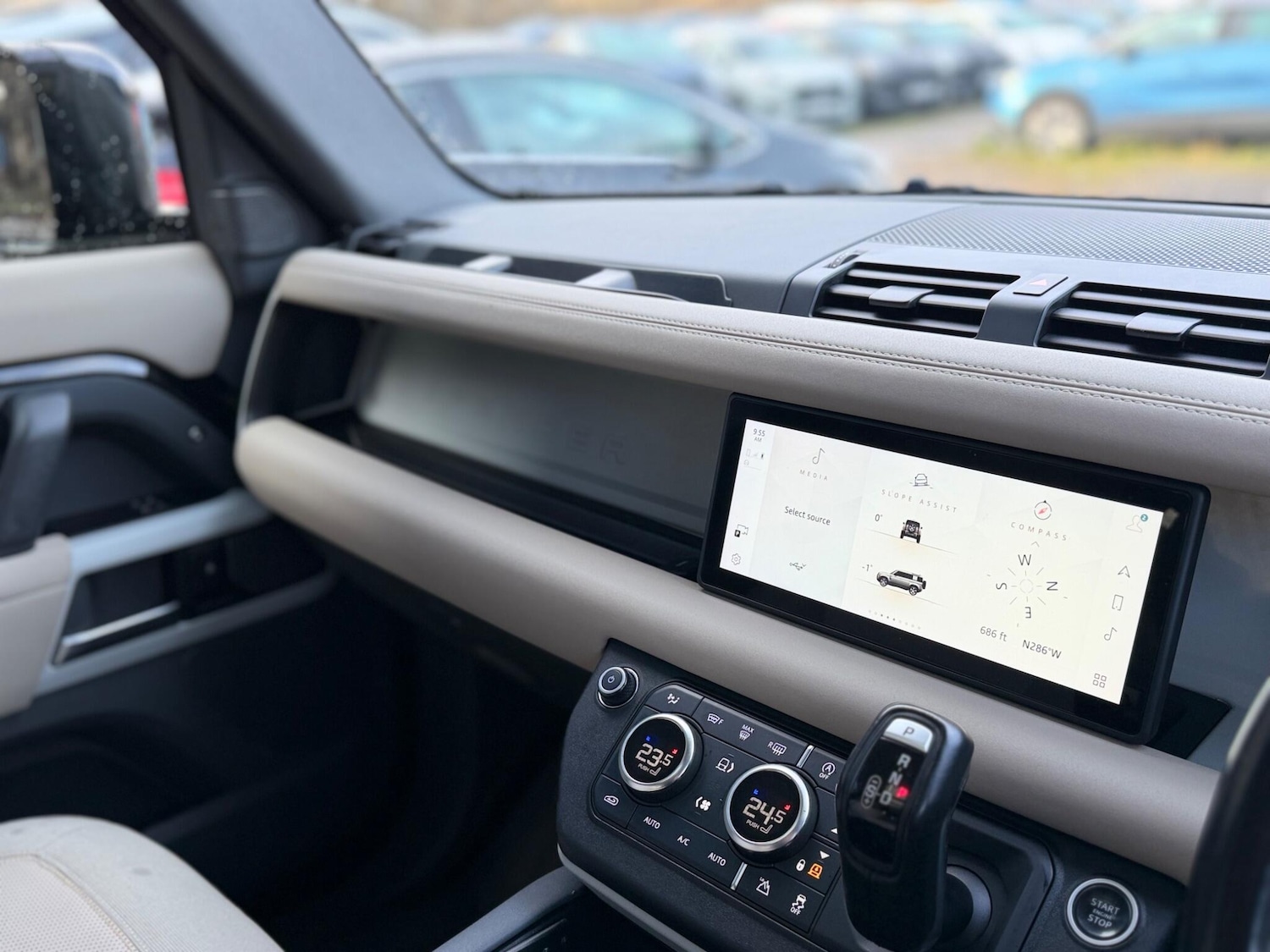 Used Land Rover Defender 2021 for sale - 77400783: Photo 66