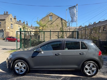 Used Volkswagen Golf 2015 for sale - 78375545: Photo