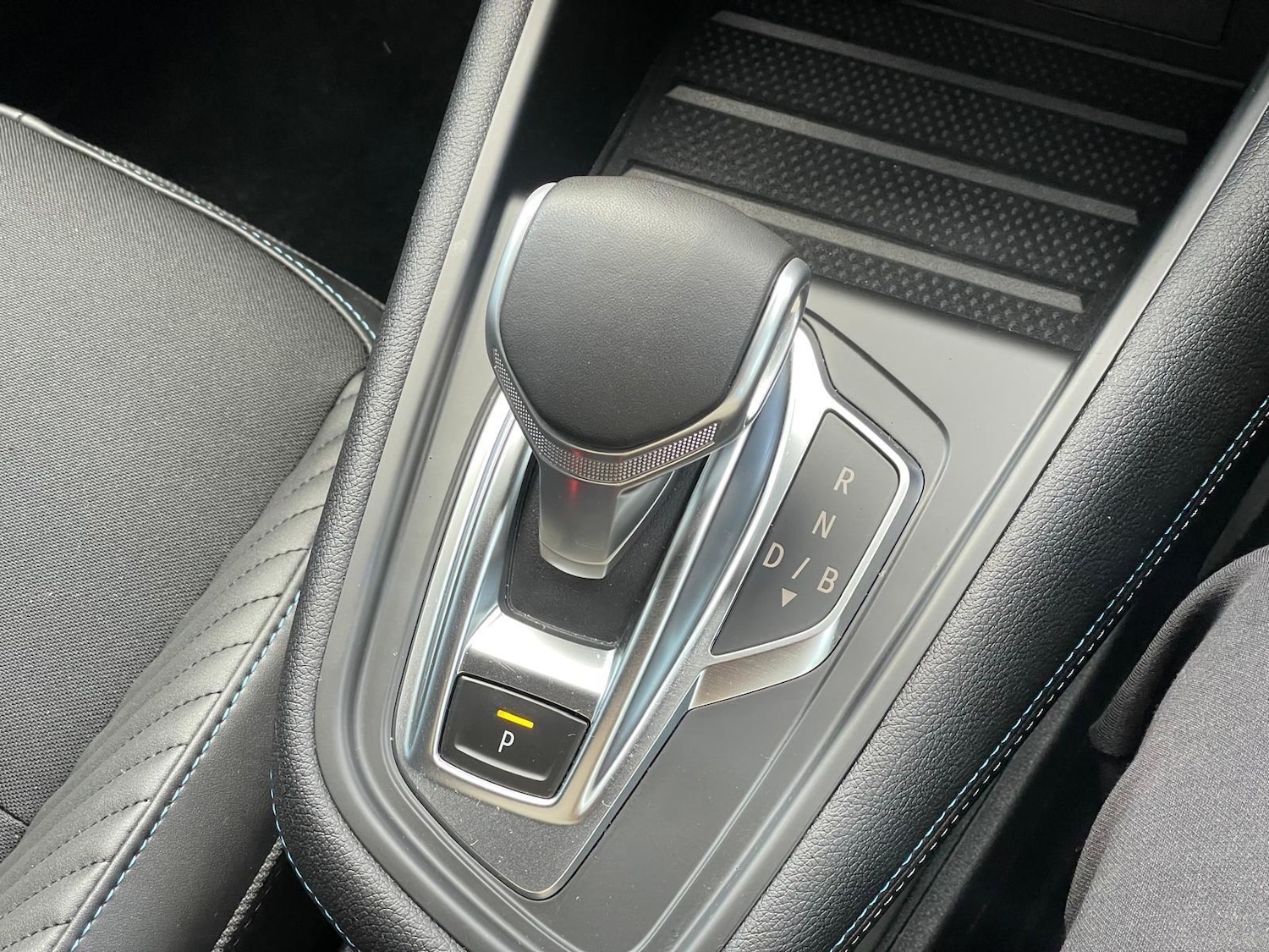Used Renault Captur 2024 for sale - 76122072: Photo 23
