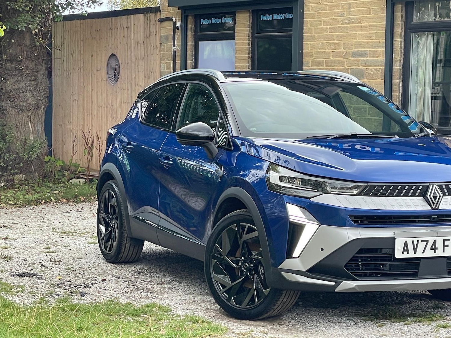 Used Renault Captur 2024 for sale - 76122072: Photo 6
