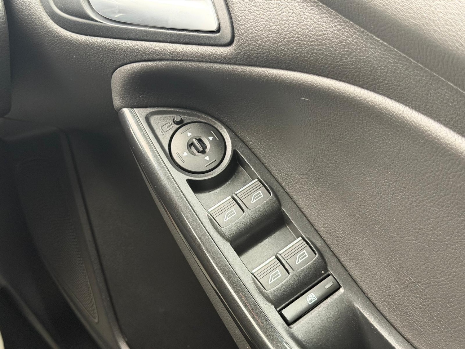 Used Ford Focus 2016 for sale - 76388843: Photo 27