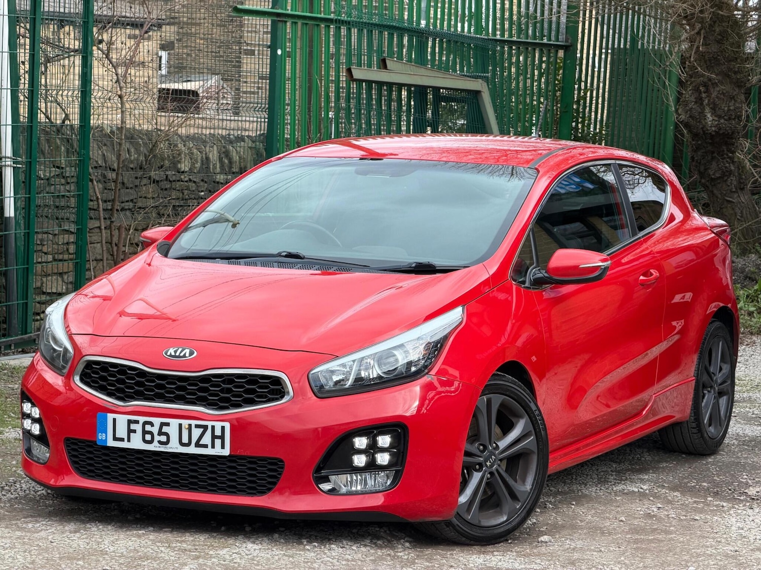 Used Kia Pro Ceed 2015 for sale - 77853092: Photo 2