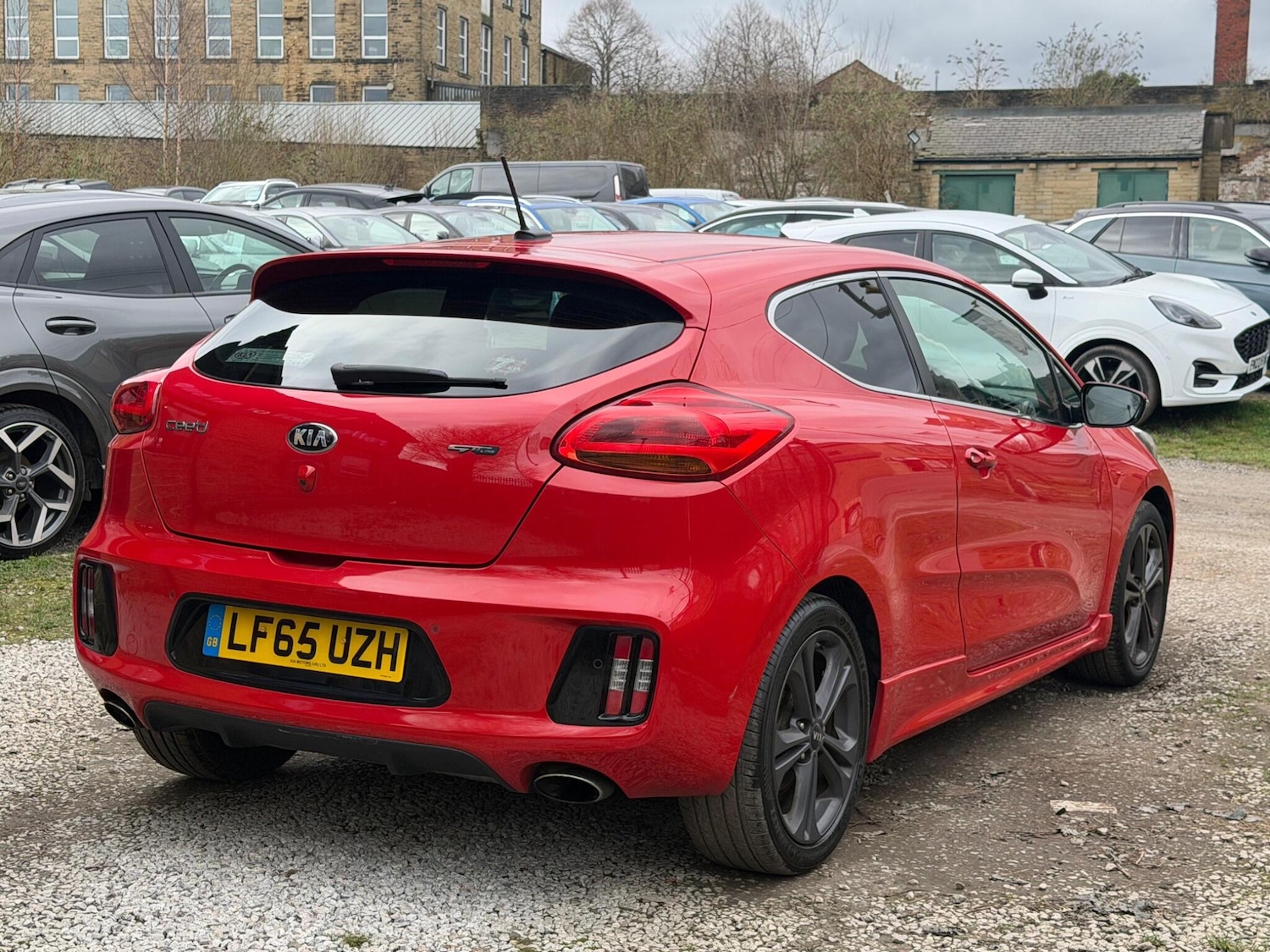 Used Kia Pro Ceed 2015 for sale - 77853092: Photo 5