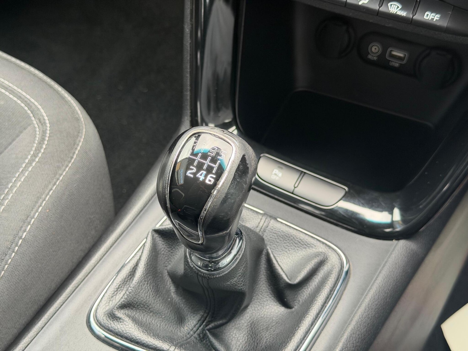 Used Kia Pro Ceed 2015 for sale - 77853092: Photo 60