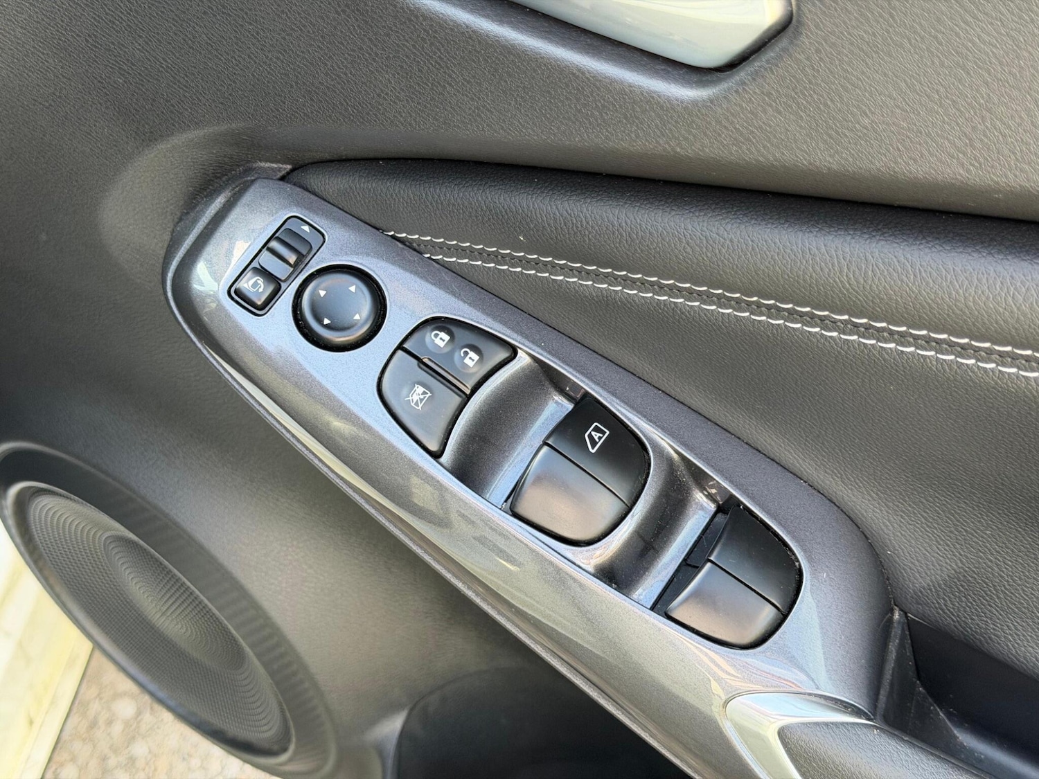 Used Nissan Juke 2023 for sale - 78204196: Photo 30