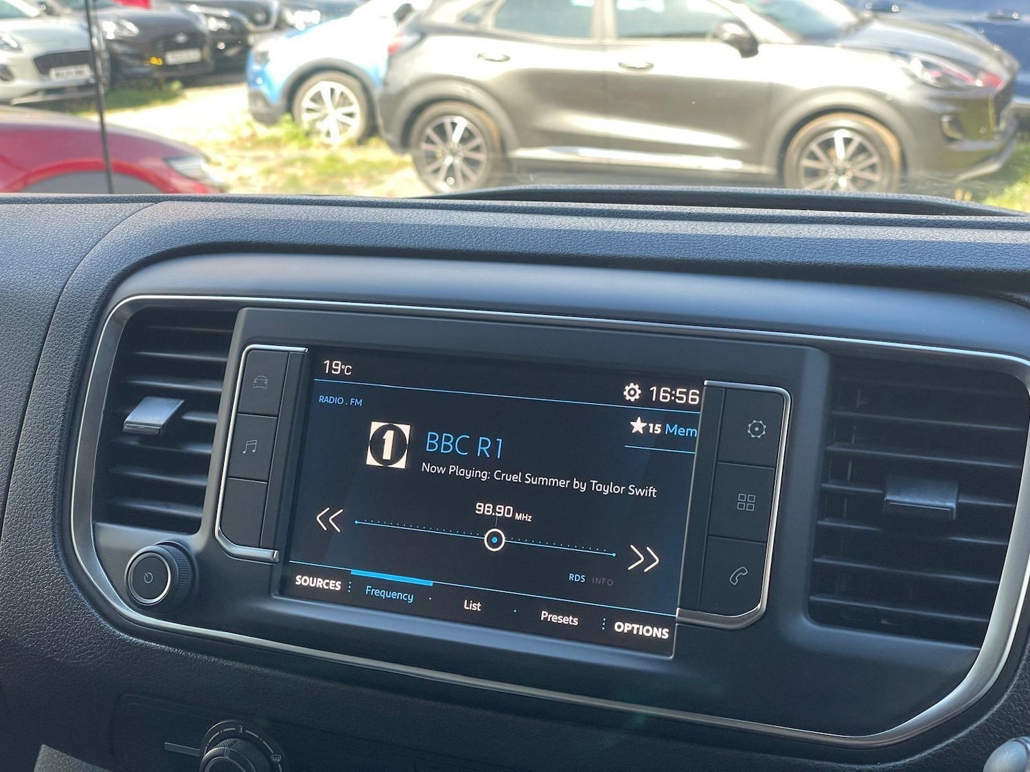 Used Peugeot Expert 2021 for sale - 76608183: Photo 38