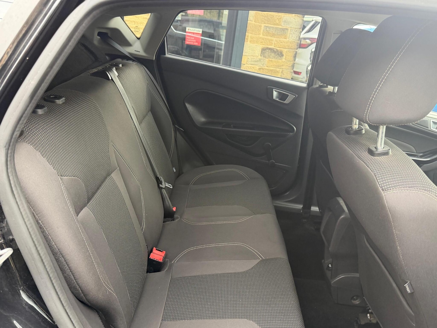 Used Ford Fiesta 2015 for sale - 78184230: Photo 14