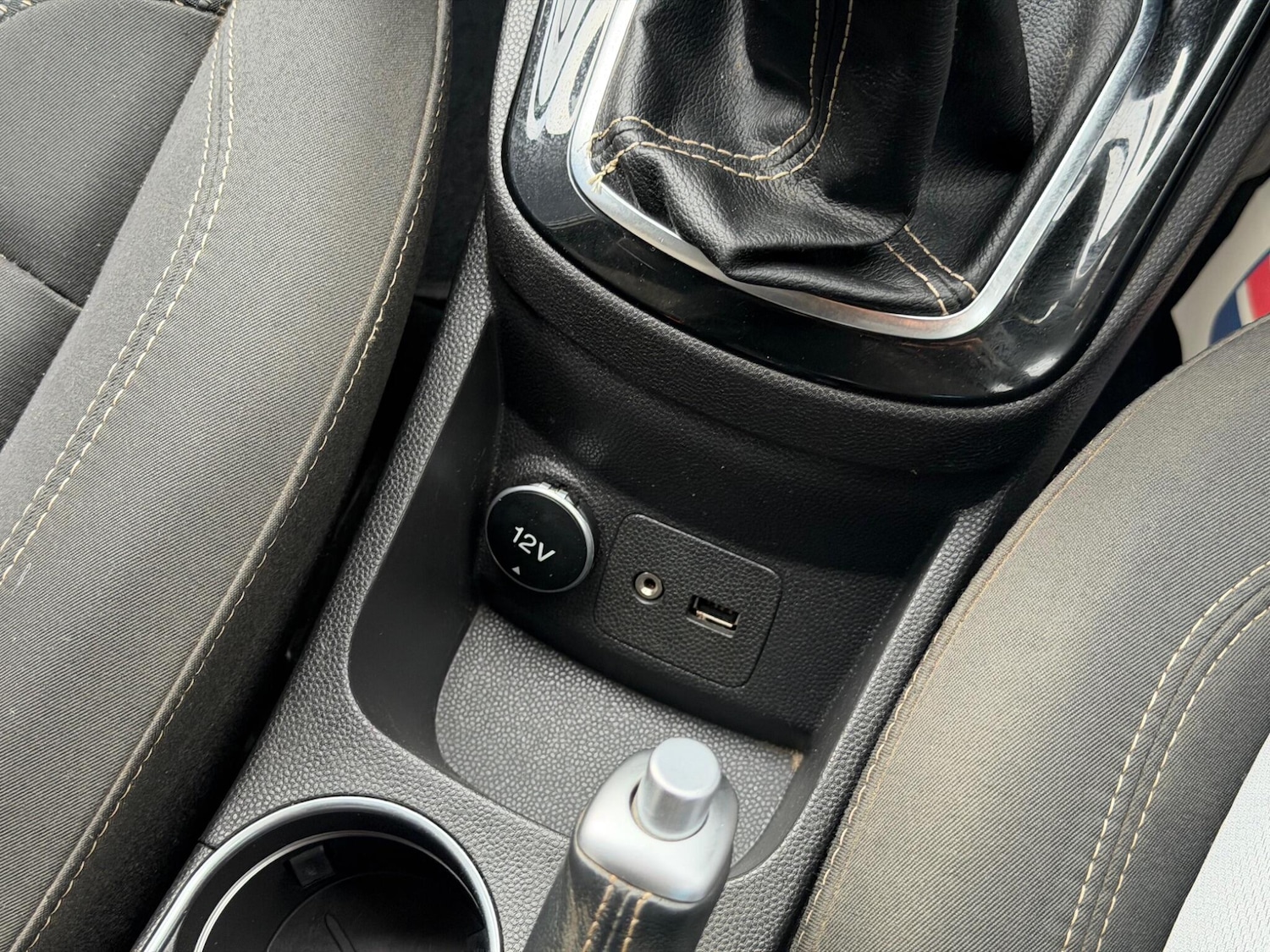 Used Ford Fiesta 2015 for sale - 78184230: Photo 29