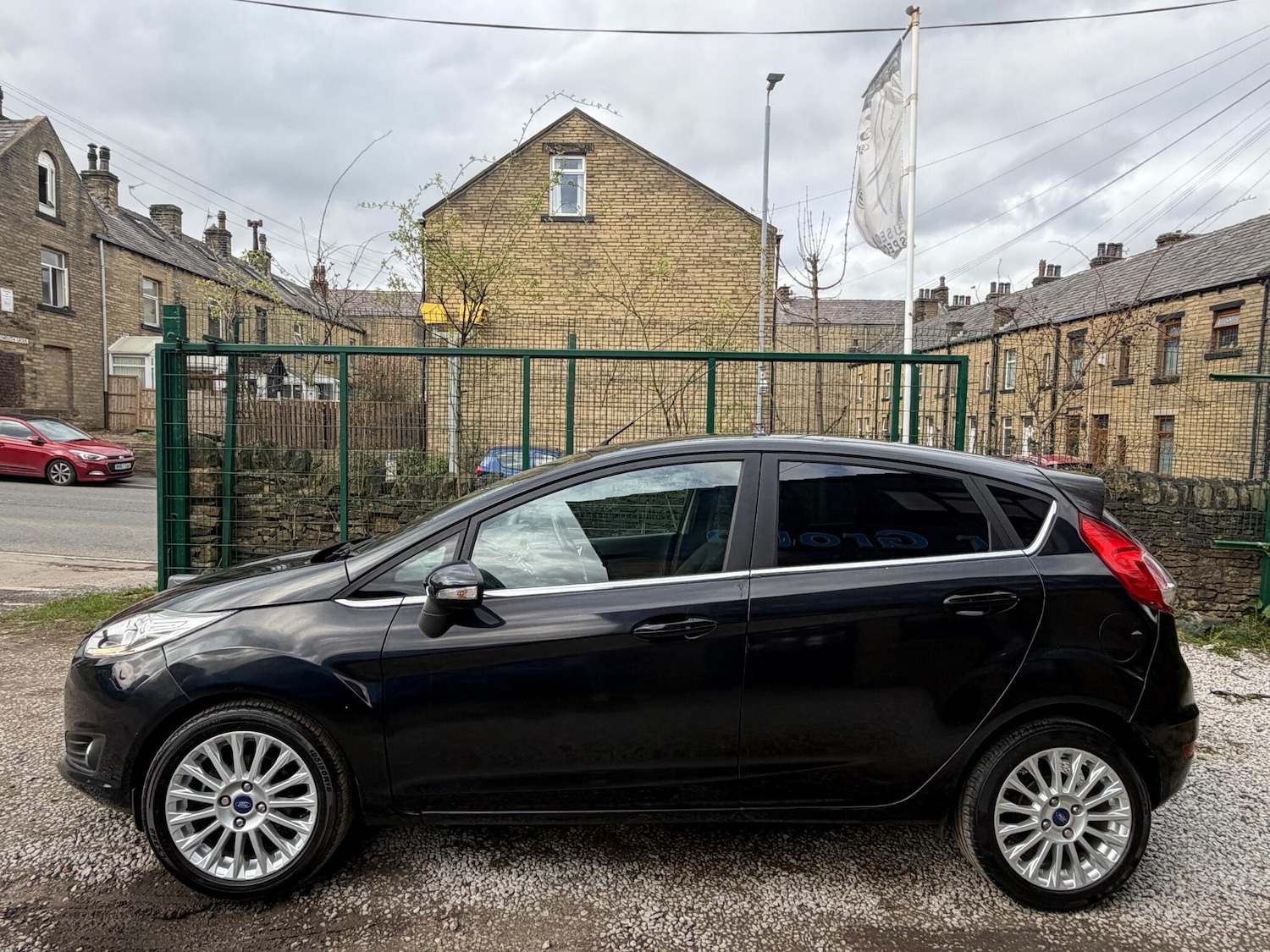 Used Ford Fiesta 2015 for sale - 78184230: Photo 8