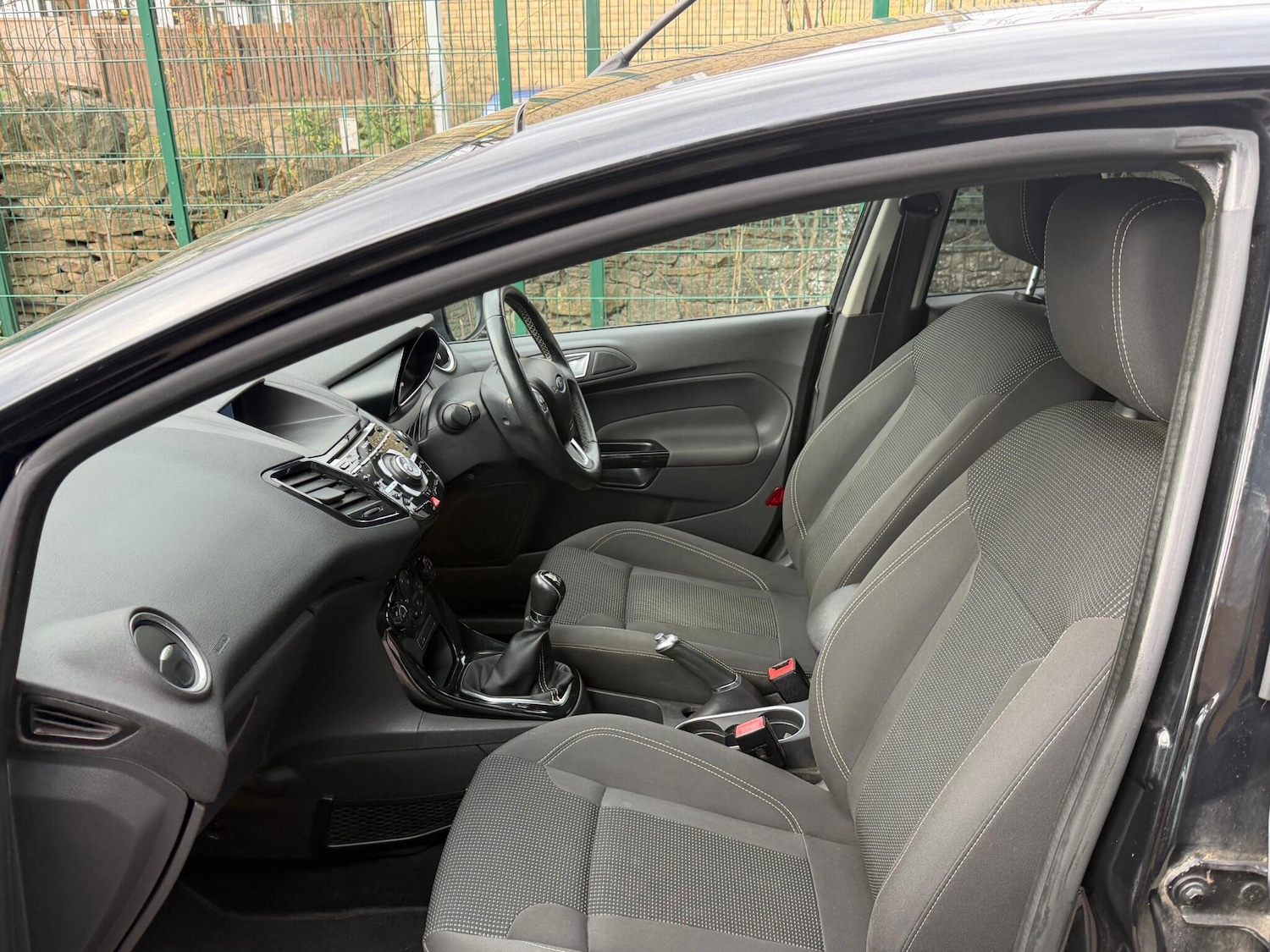 Used Ford Fiesta 2015 for sale - 78184230: Photo 9