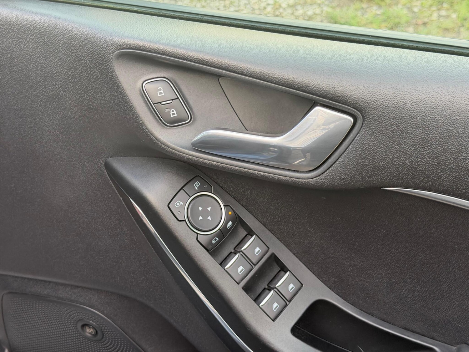 Used Ford Fiesta 2020 for sale - 76742899: Photo 24