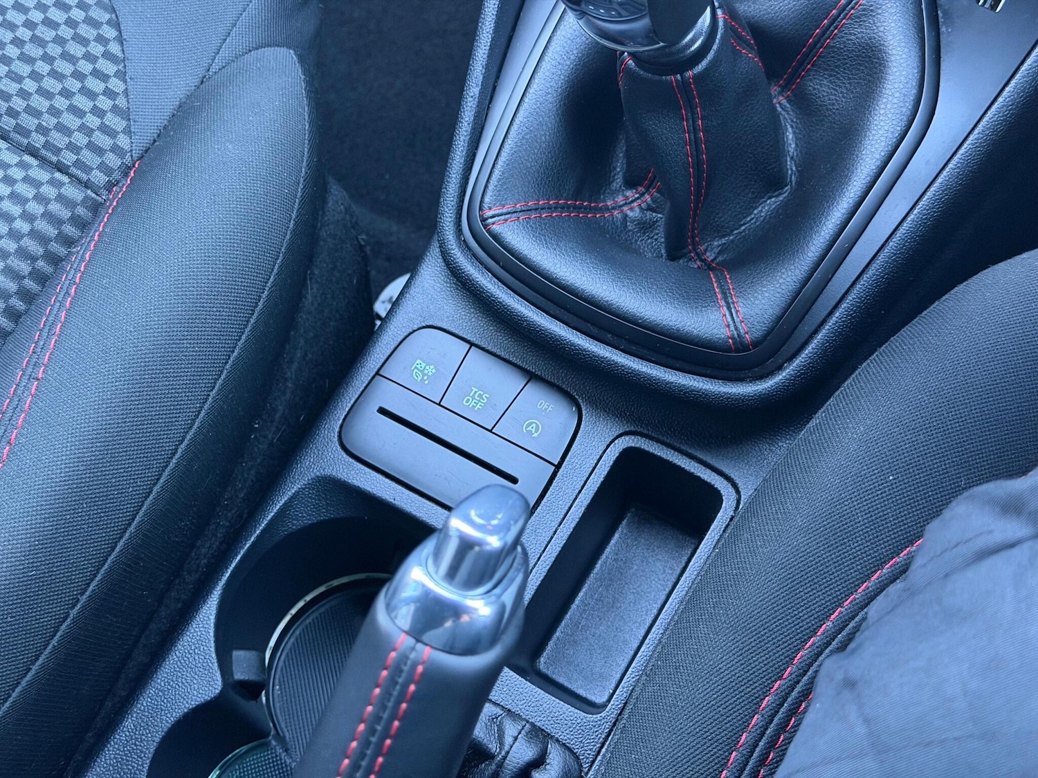 Used Ford Fiesta for sale - 76824421: Photo 28