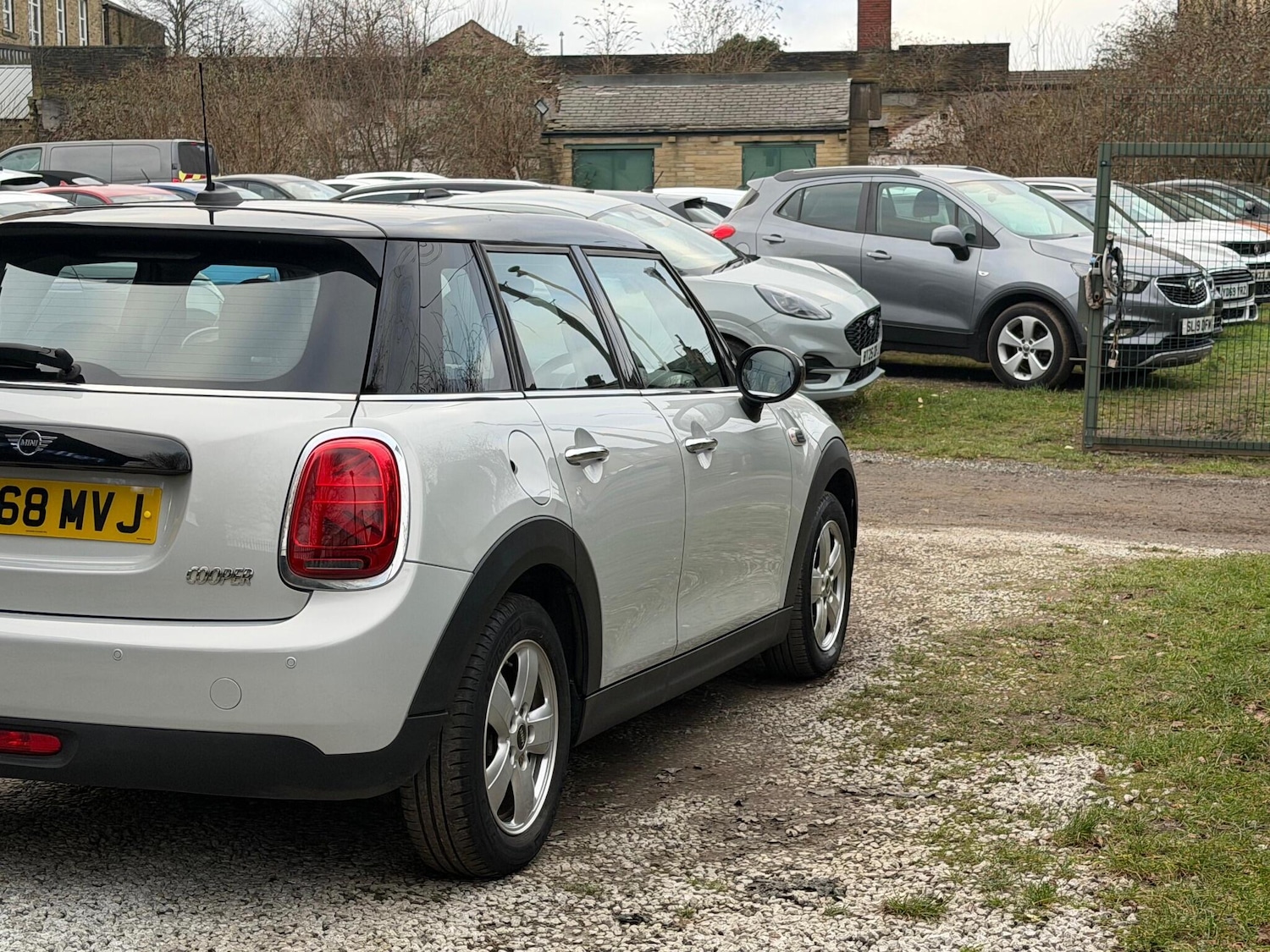 Used MINI Hatch 2018 for sale - 77119968: Photo 12