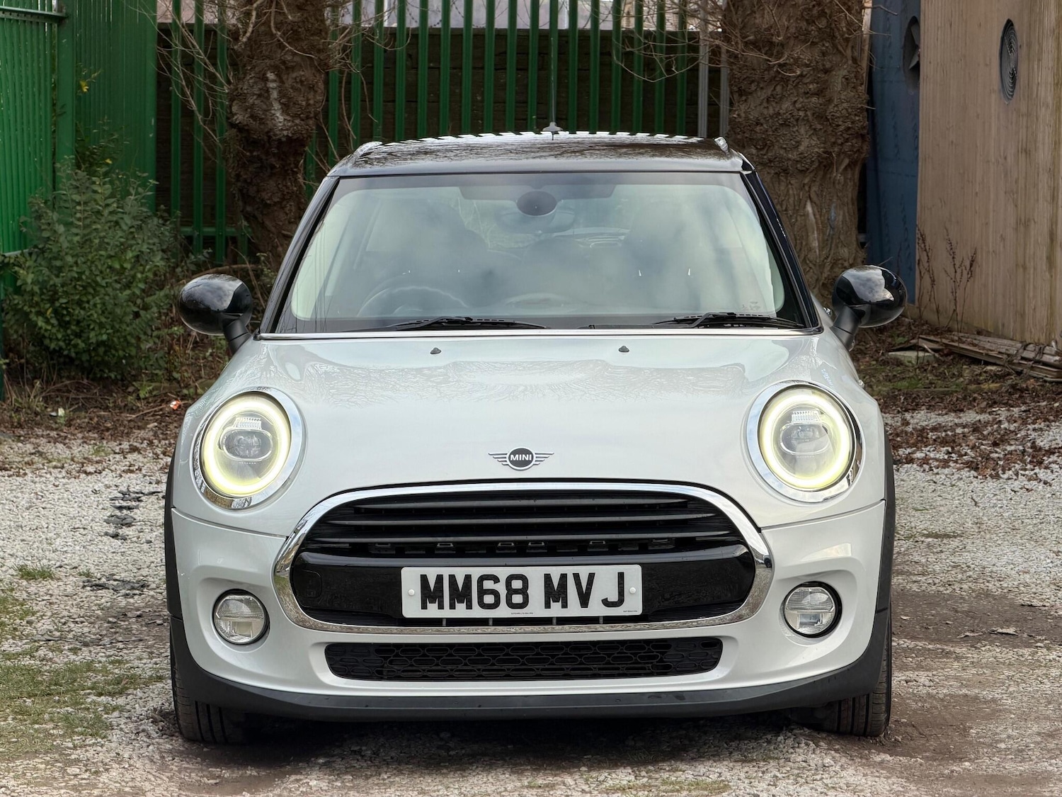 Used MINI Hatch 2018 for sale - 77119968: Photo 2
