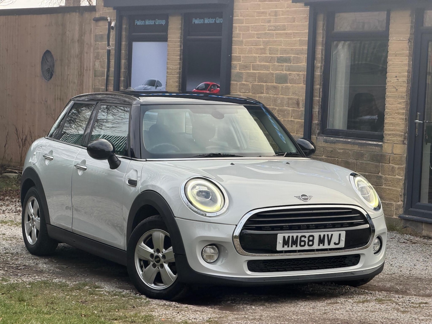 Used MINI Hatch 2018 for sale - 77119968: Photo 3