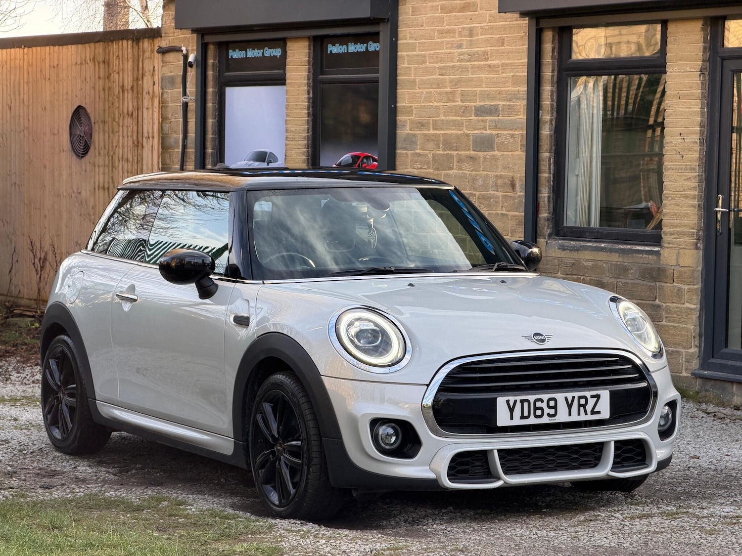 Used MINI Hatch 2019 for sale - 76965443: Photo 13