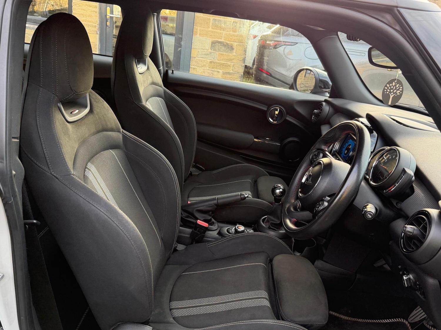 Used MINI Hatch 2019 for sale - 76965443: Photo 21