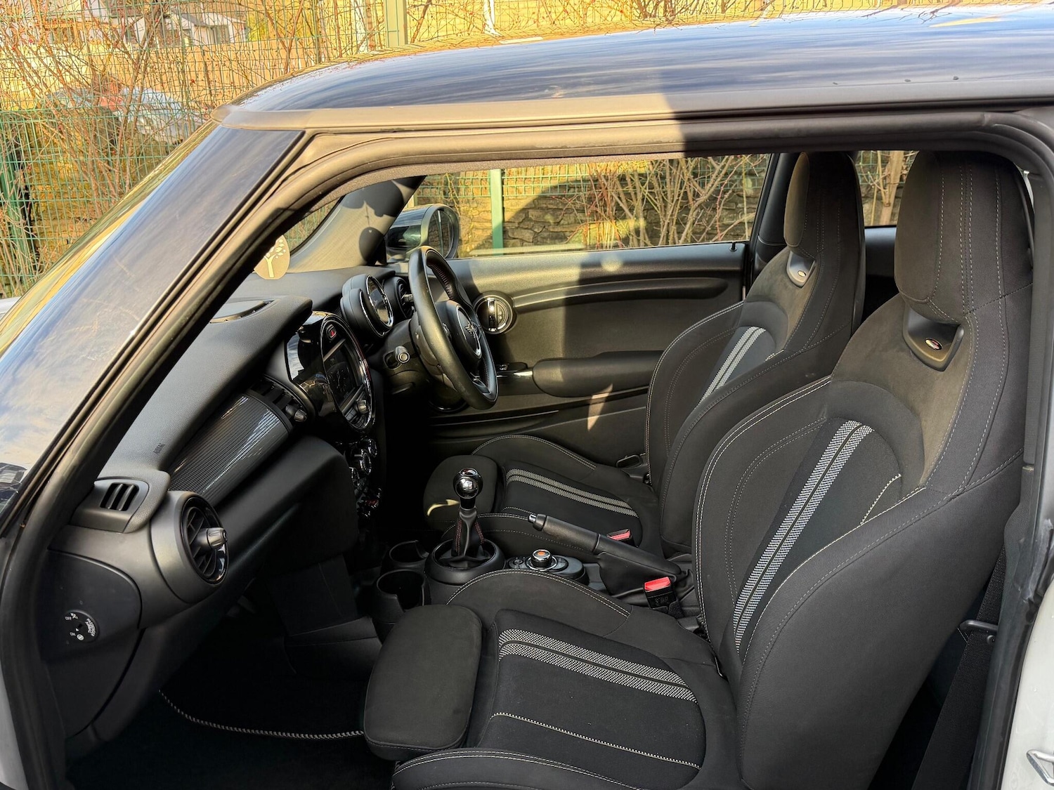 Used MINI Hatch 2019 for sale - 76965443: Photo 24