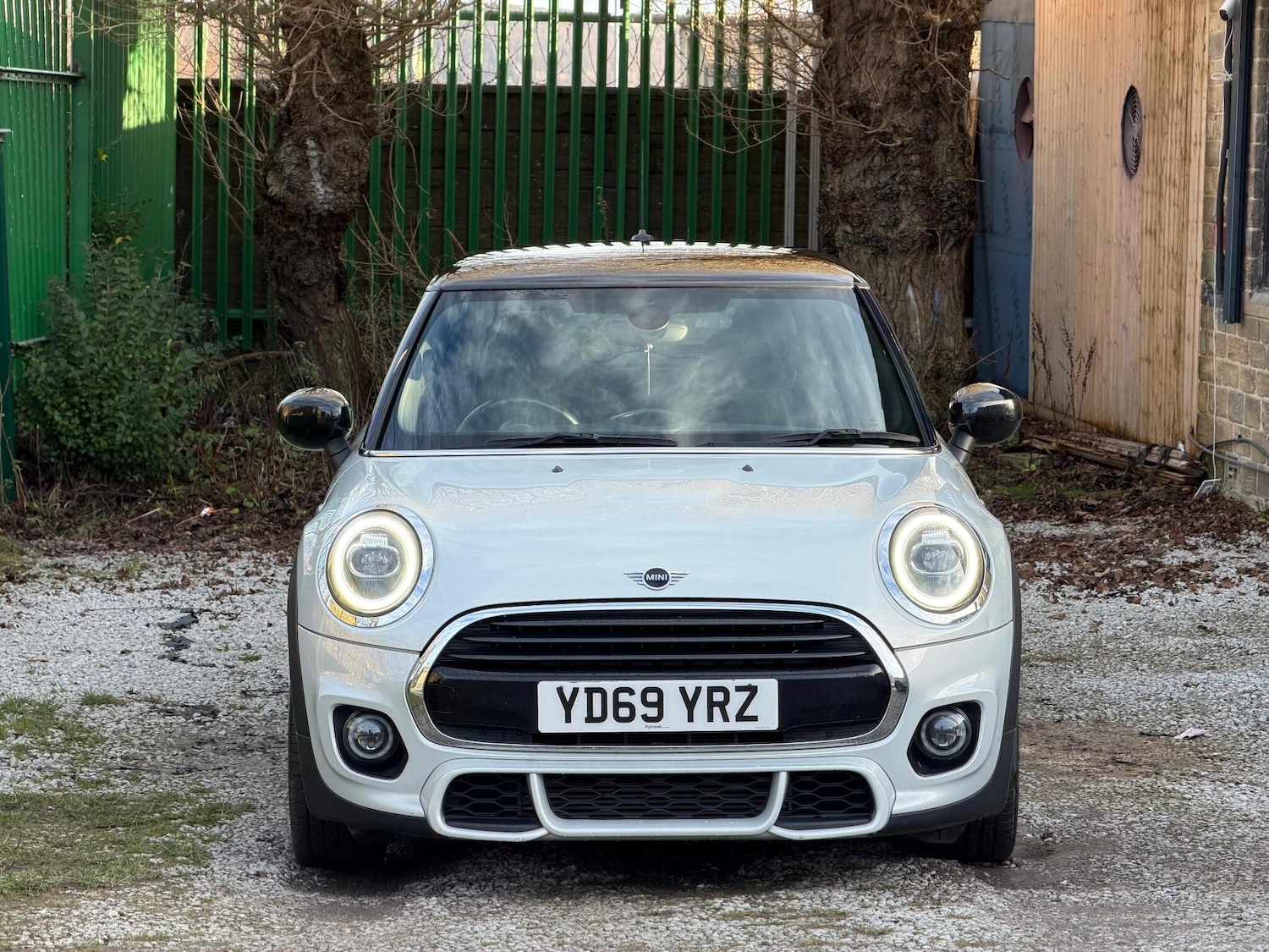 Used MINI Hatch 2019 for sale - 76965443: Photo 3