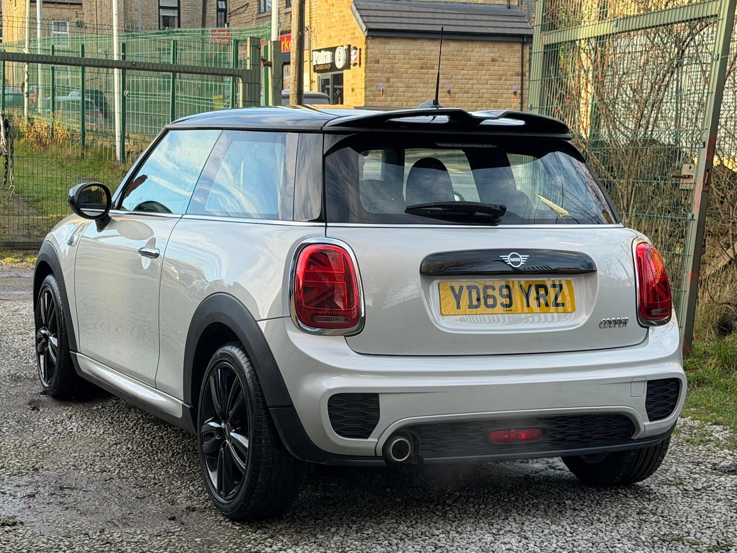 Used MINI Hatch 2019 for sale - 76965443: Photo 8