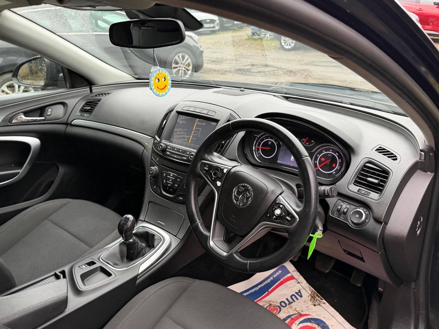 Used Vauxhall Insignia 2015 for sale - 77440993: Photo 12